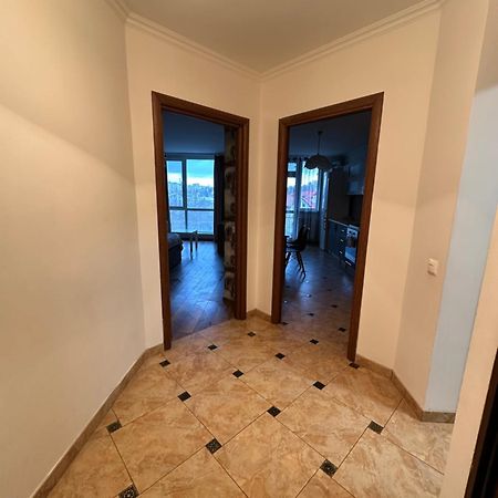 Апартаменти Біля Автовокзалу Ternopil Dış mekan fotoğraf